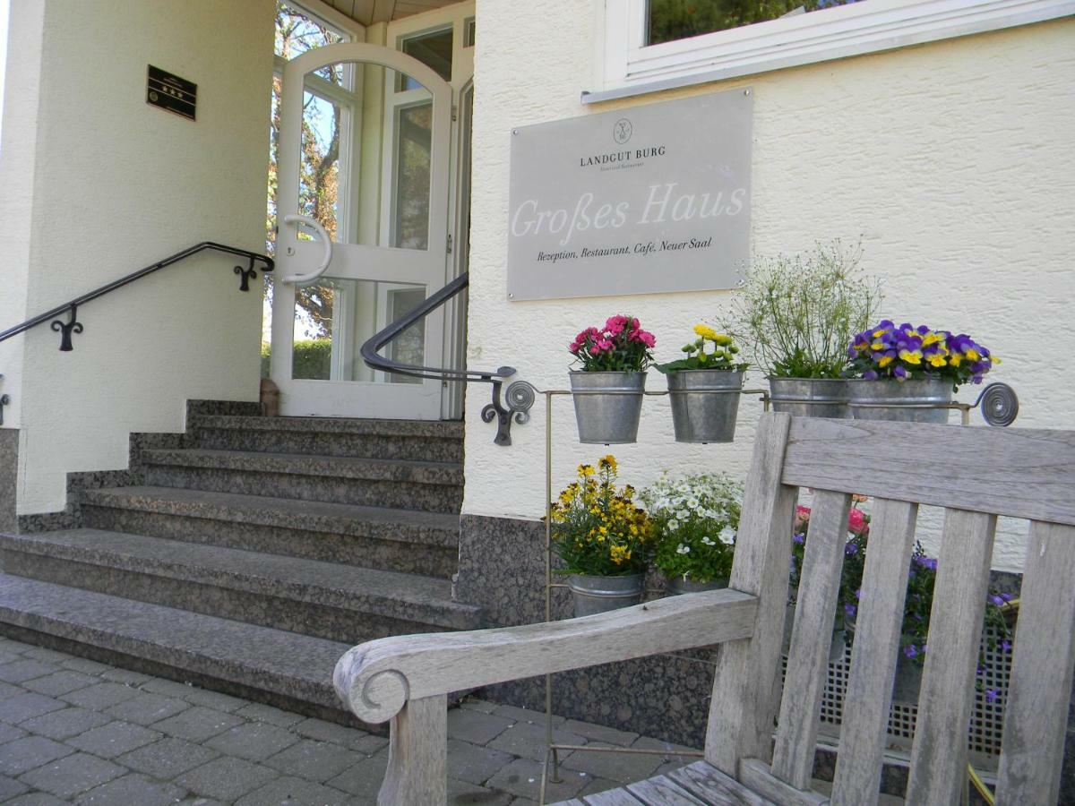 Hotel Landgut Burg Gmbh Weinstadt Buitenkant foto